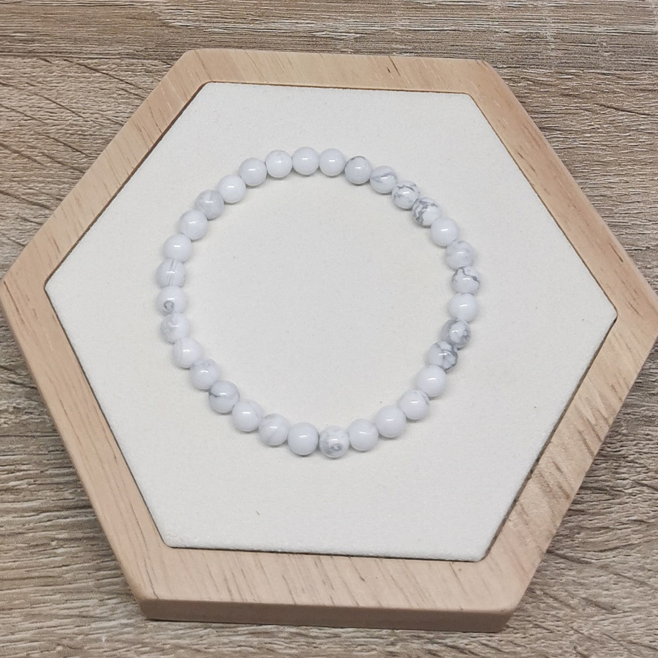 Bracelet Howlite Blanche 6mm