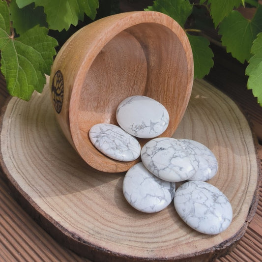 Galet HOWLITE BLANCHE - Ether et sens
