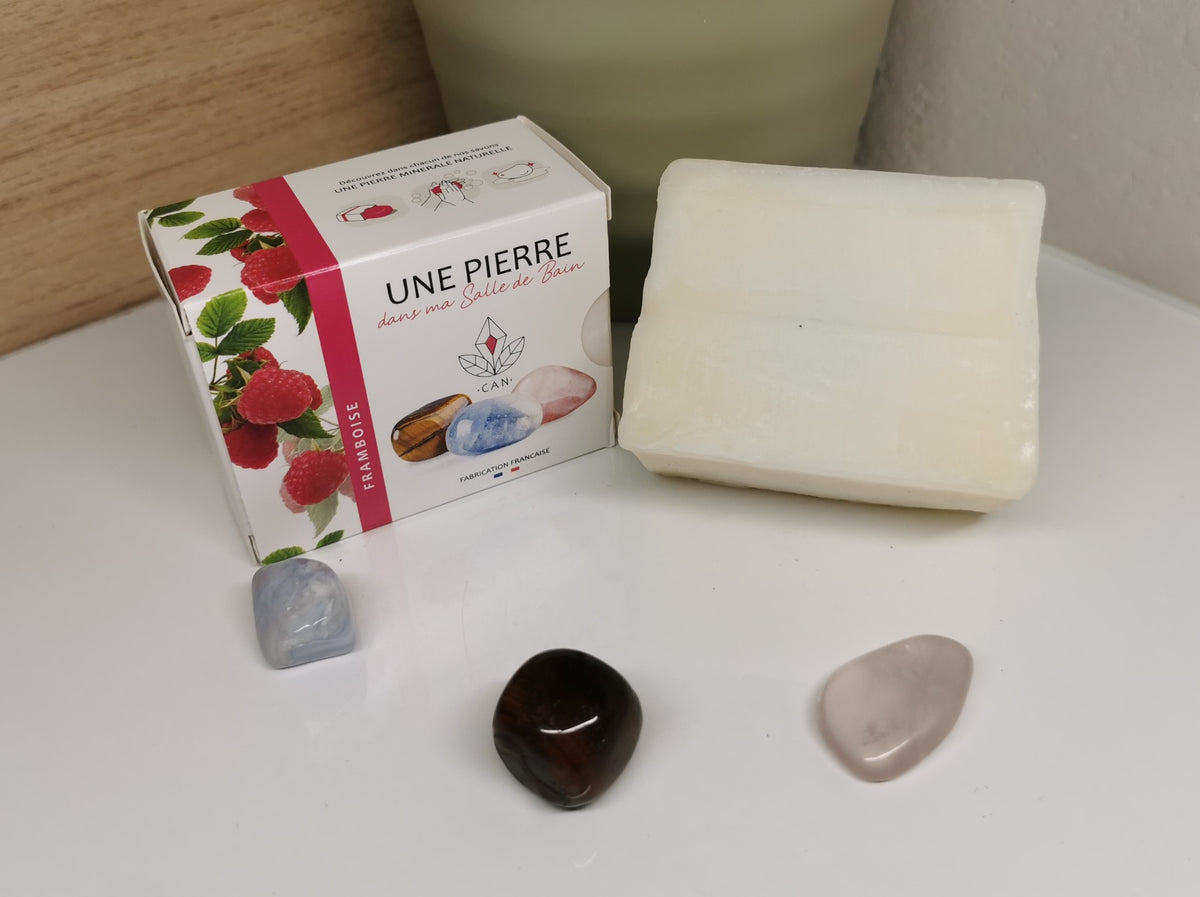 Savon à La Framboise Avec Pierre Naturelle à L'intérieur - Fabriqué En France, 140 G, Naturel Et Vegan