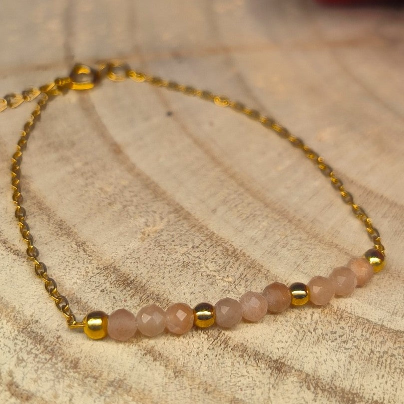 Bracelet doré DANA Pierre de lune rose - Ether et sens