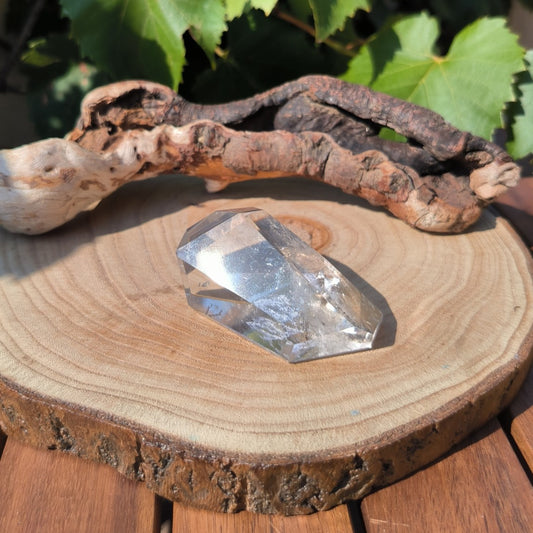 Cristal de Roche Taillé N°2 - 109g