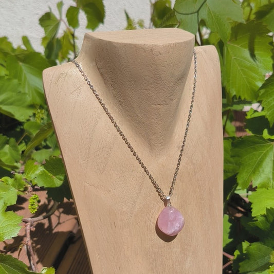 Pendentif pierre roulée QUARTZ ROSE