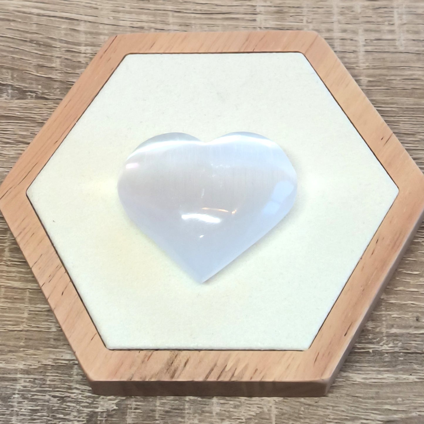 Galet cœur SELENITE